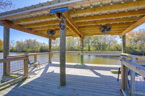 Boothville-Venice House | Fishing Dock! 'Oarhouse South' Near Venice Marinas