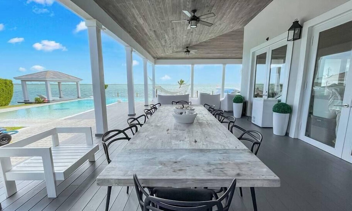 Alice Town House | Largest Private Island Home & Pool, Luxury Villa