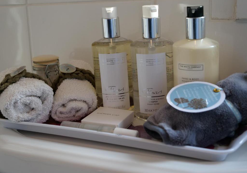 Broadway Bed & Breakfast | Windrush House