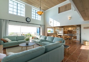 Beachfront luxury in Ruby Bay - 30 mins to Nelson in Ruby Bay