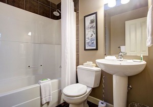 Spacious Sooke 3 Bedroom Townhome in Sooke
