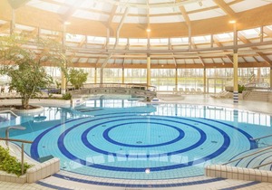 Strandresort Rex Rugia Ferienwohnung 10-3 mit Sauna- und Schwimmbadnutzung im AHOI Sellin in Middelhagen