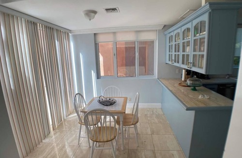 Smith's Point House | 4 Be/3.5 ba Pretty Bahama Style Home on Blue Canal