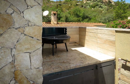 Sant'Elmo Apartment | Beautiful apartment for 4 guests with A/C, TV, terrace and pets allowed