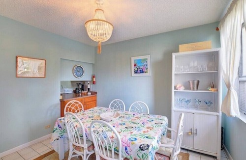 Paradise Island Condo | Bright & Sunny 2BD condo - near Atlantis and Beach