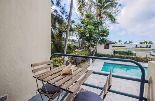 Paradise Island Condo | Bright & Sunny 2BD condo - near Atlantis and Beach