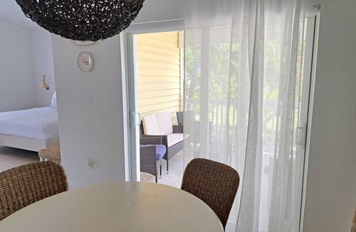 Alice Town Apartment | Costa Azul Bimini Bay