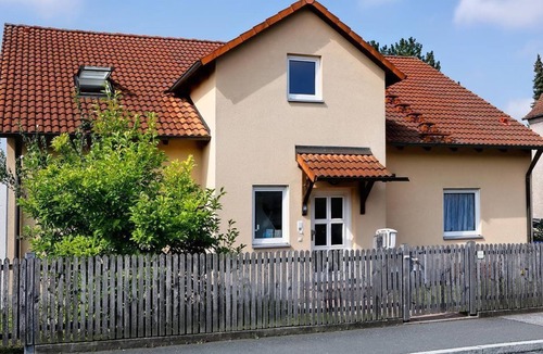 Fuerth Apartment | Ferienwohnung 2 mit 1 Schlafraum - Private Ferienwohnungen in Fürth bei Nürnberg