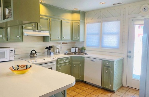 Holden Beach House | King of the Sea: 4-bedroom oceanfront home in Holden Beach, NC.