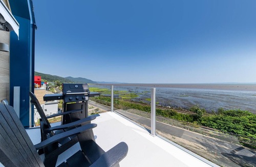 Petite-Riviere-Saint-Francois Condo | Le Grand Bleu 1265: View, Spacious Terrace
