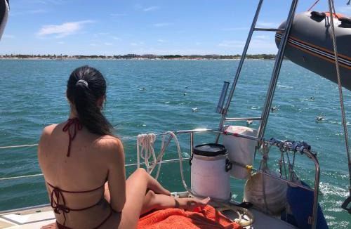 Le Grau-Du-Roi Boat Rental | Location insolite en voilier, navigation, coucher de soleil, et baignades en mer