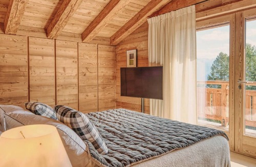 Les Avanchers-Valmorel Ski Chalet | Modern Chalet with Panoramic Views