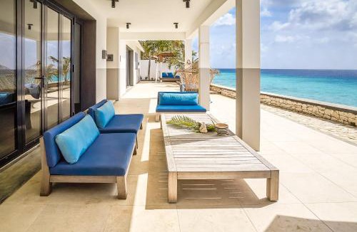Belnem Villa | Oceanfront 72 & Sunny