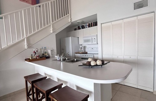 South Bimini Condo | Pleasant 2-bedroom condo with Private Beach and Marina Access