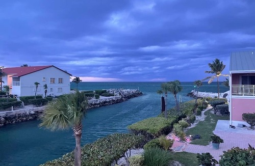South Bimini Condo | Pleasant 2-bedroom condo with Private Beach and Marina Access