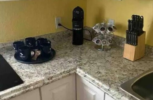Alice Town House | Private Bimini Escape- 1 Bedroom Condo