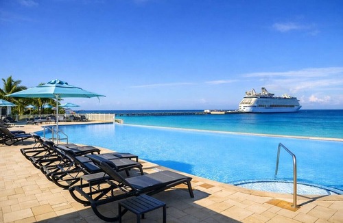 Alice Town Villa | Private Island Villa w/130’ Dock | Bimini 609