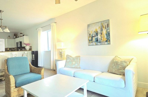 Alice Town Condo | "Serenity" at the Infiniti Pool - Oceanview 2/2 at Resorts World Bimini Bay
