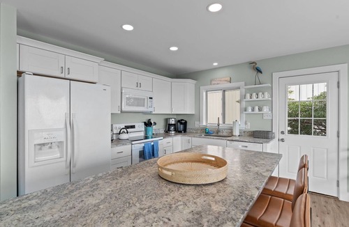 Wilmington Beach House | Sol Shine - Dog Friendly, Oceanfront House, Large Deck,Private Beach Access!
