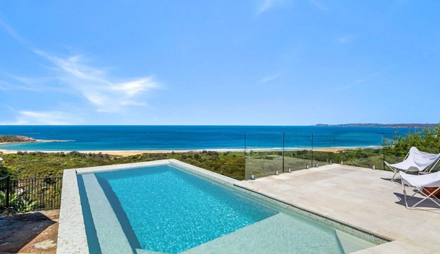 33 Degrees - Stunning Views by HolidayCo. in KILLCARE HEIGHTS