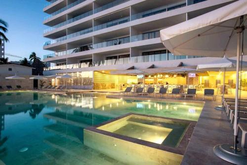 4 Bedroom, Beach Front Flat Bucerias - Vallarta in Puerto Vallarta