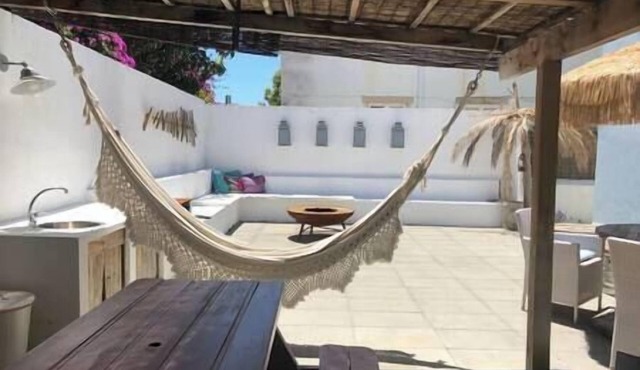 Aloha Beach House Entire Home 8 Bedrooms in Parede Cascais in Parede