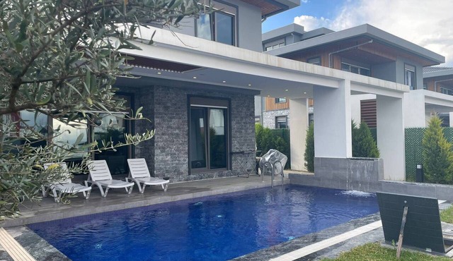 Belek Luxe Villa Antalya in Serik