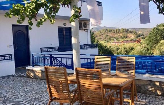 Blue House Lardos in Lardos