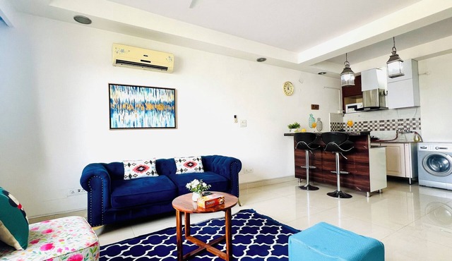 BluO 1BHK Defence Colony Market - Lift, Balcony in Delhi