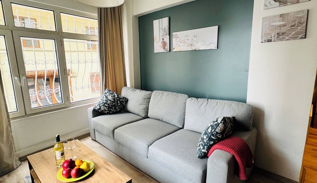 Bosphorus View Duplex in Central Istanbul 2BR Sleeps 6 in Istanbul