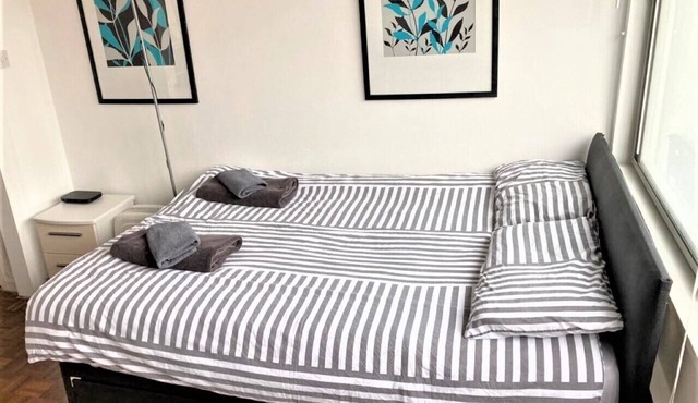 Bright & Modern Studio flat in Paddington - Zone 1 in London