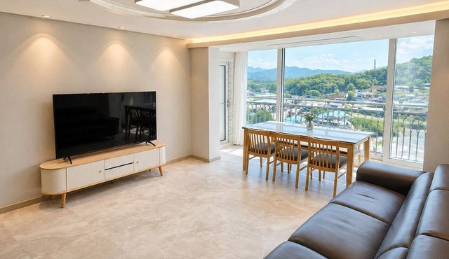 Bright & Quiet Easily access to seoul– Monthly Stay (30+ Nights) in Yangju-si