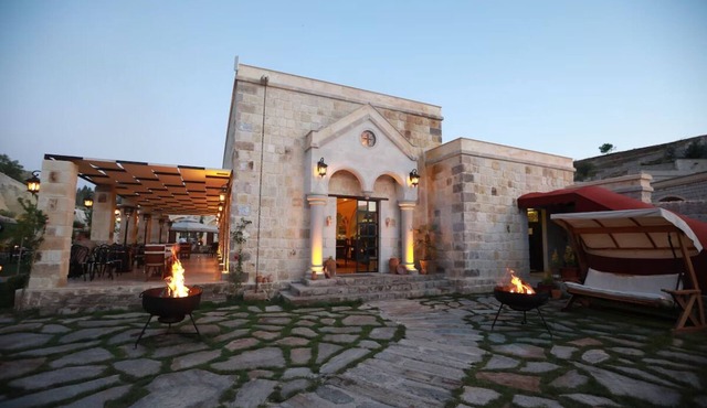 Cave Room Retreat with Soothing Spa, Turkish Bath & Indoor Heated Pool! in Nevşehir