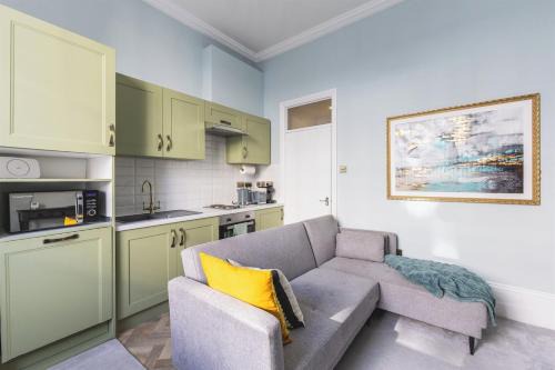 Chic flat in Central London near Victoria St-SW1 in London