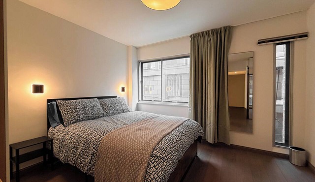 City of London 2-Bed - Riverside - Roof Terrace in London