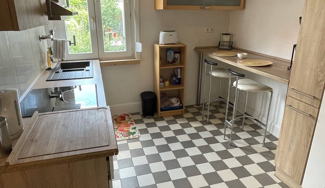 Comfortable 2-bedroom apartment with WiFi in Lovely Plieningen! in Stuttgart
