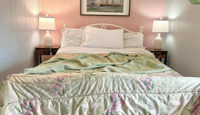 Cozy Riverside Escape 1BR Near Trails and Parks in Bridgewater