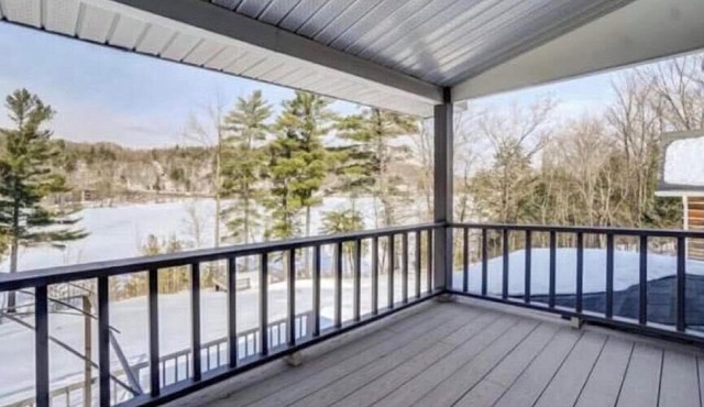 Eritage |Spa avec Magnifique vue sur le lac in Val-des-Monts
