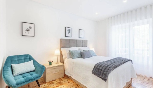Family-friendly apartment in the city center with parking, wifi, A/C . in Guimarães