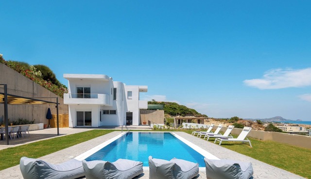 Hill & Sea View Villa up to 8 in Rhodes