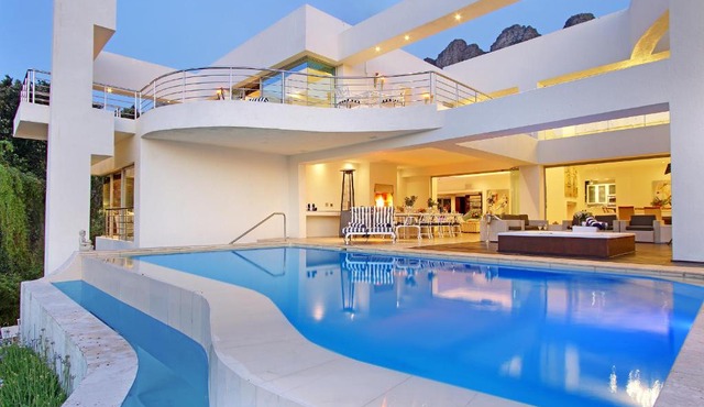 Hollywood Mansion & Spa Camps Bay in Cape Town