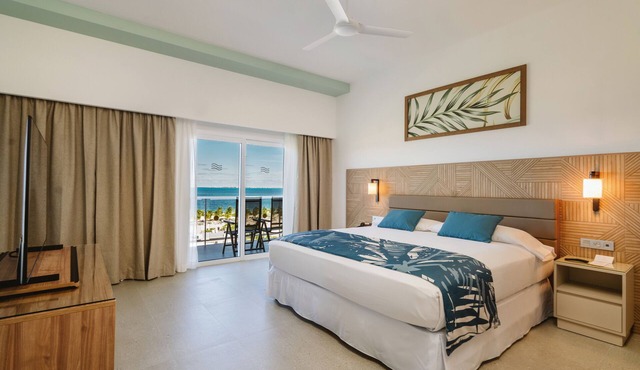 Hotel Riu Latino - Adults Only - All Inclusive in Costa Mujeres