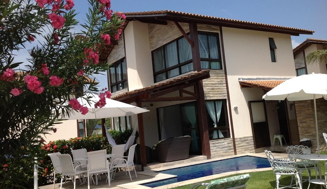 House in condominium by the sea, chicken harbor (high wall) in Porto de Galinhas