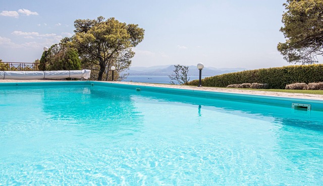 Lahtagas Estate with private swimming pool in Loutraki