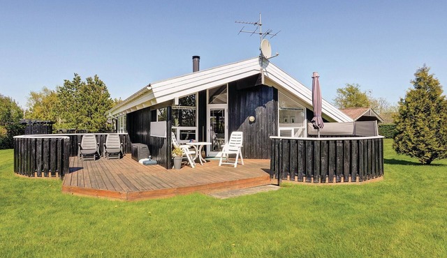 Lovely home in Hadsund with sauna in Hadsund