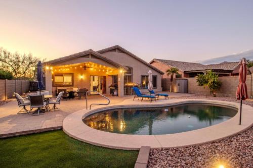Near Superstition Hiking! Gold Canyon Home w/Pool in Gold Canyon