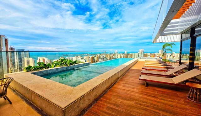 Newly opened studio on the 27th floor at Beach Class Meireles! in Fortaleza