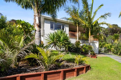 Ota Point Paradise - Whangaroa Holiday Home in Whangaroa