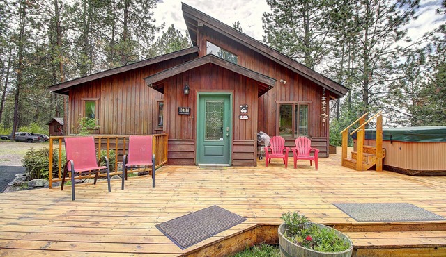 Peaceful and spacious home tucked away at the base of the Mission Mountains. in St. Ignatius