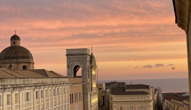 PENTHOUSE WITH SEAVIEW TERRACE IN THE CITY'S HEART in Cagliari